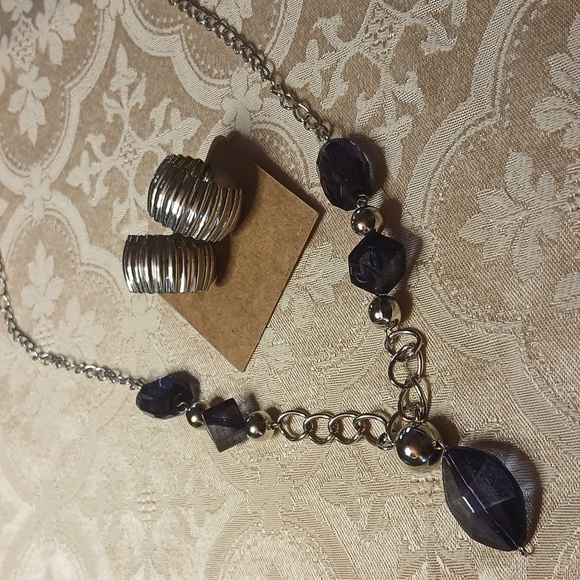 Jewelry Lot Wearable Pieces - Picture 15 of 16